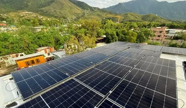太陽能儲能及天台圍封｜元朗｜新概念真實工程